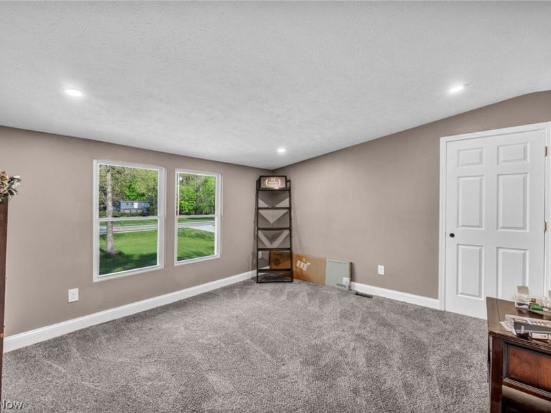 8689 Stearns Road , Olmsted Township, OH 44138 Photo 30