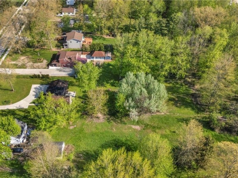 8689 Stearns Road , Olmsted Township, OH 44138 Photo 41