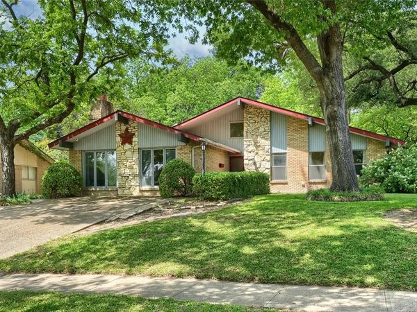 10615 Swallow Lane, Dallas, TX 75218