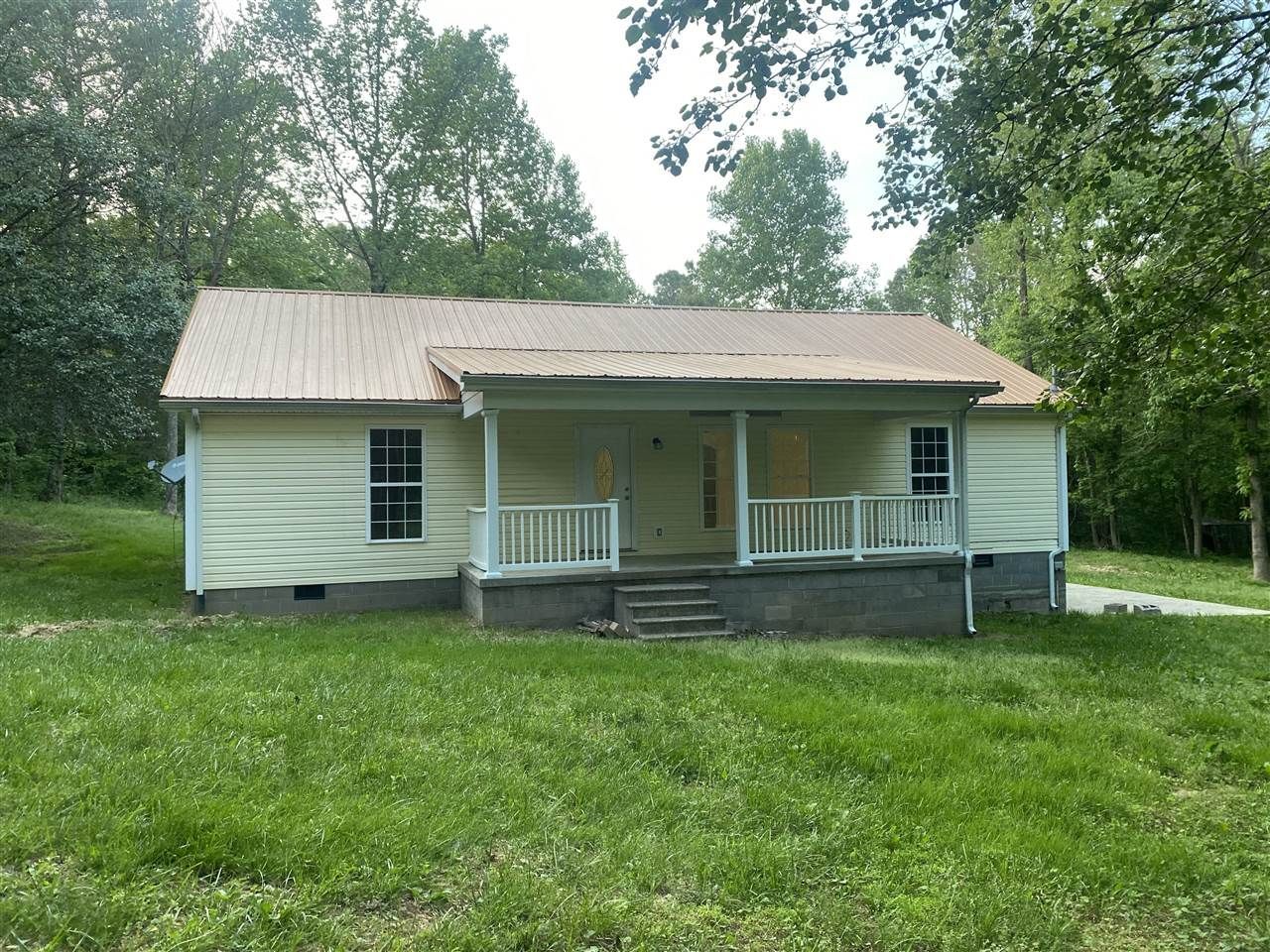 1275 Sunnyside Road, Central City, KY 42330 Main Photo