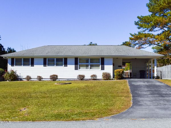 212 Hemlock Road, Bristol, TN 37620