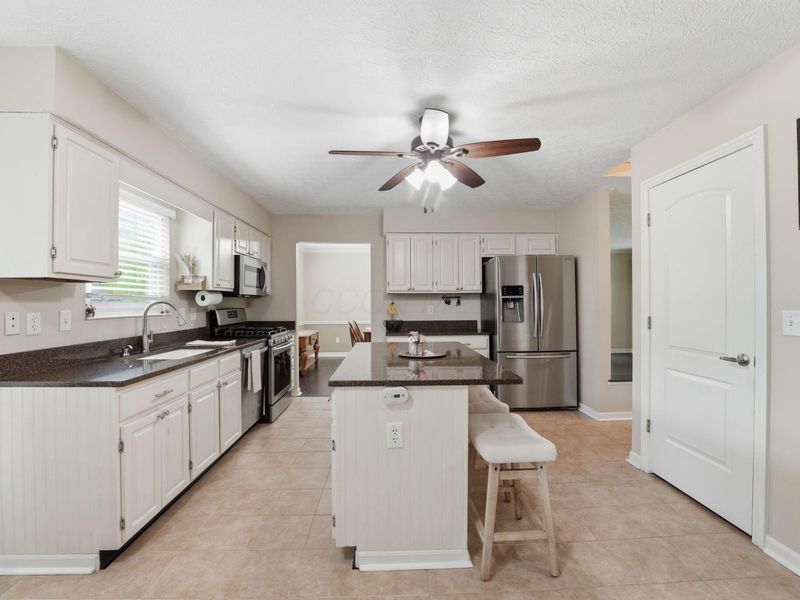 5233 Nightshadow Drive, Westerville, OH 43081 Photo 16