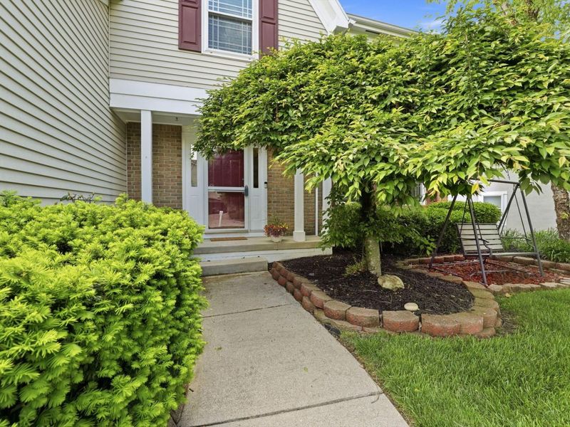 5233 Nightshadow Drive, Westerville, OH 43081 Photo 3