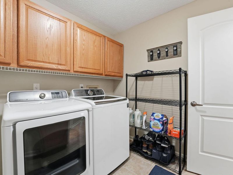5233 Nightshadow Drive, Westerville, OH 43081 Photo 33