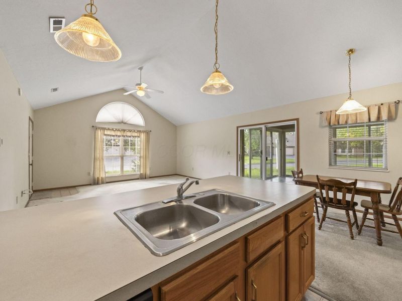 6113 Blendon Chase Drive, Westerville, OH 43081 Photo 7