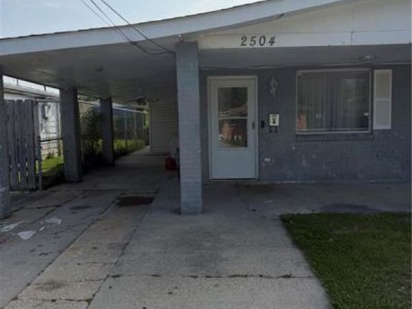 2504 CLAIRE Avenue , Gretna, LA 70053