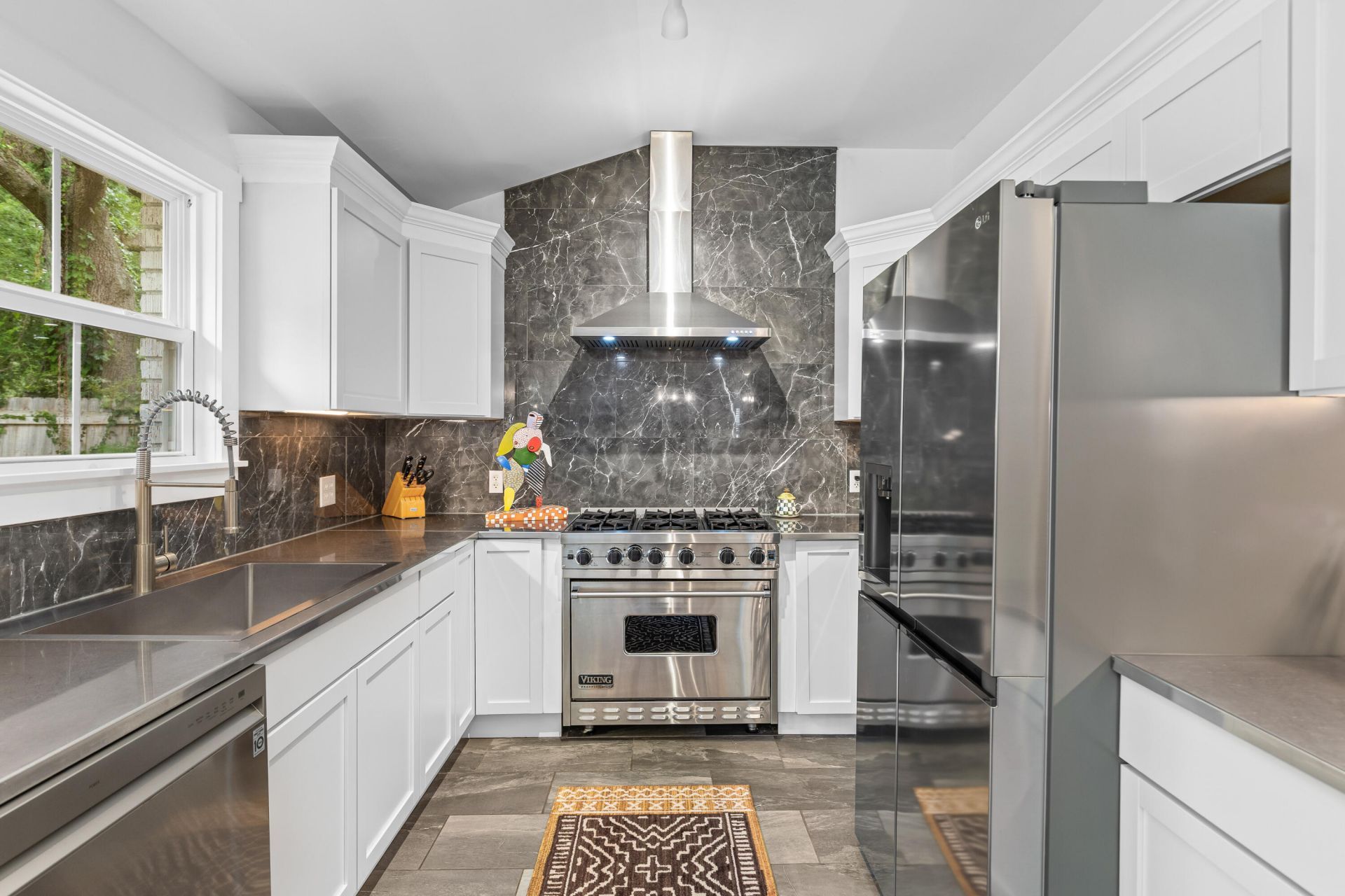 339 Millcreek Drive Photo 8