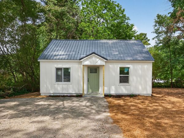 408 3rd Ave N, Baxter, TN 38544