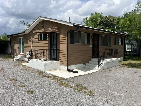 604 Carver Ave , Murfreesboro, TN 37130