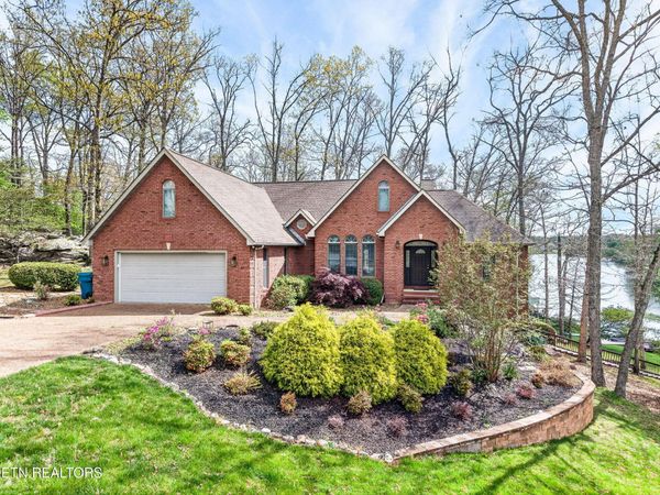 983 Tennessee Ave , Crossville, TN 38555