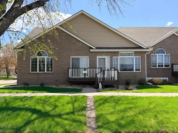 726 3rd Avenue, Worthington, MN 56187