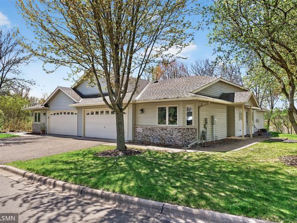 5227 Pathways Avenue, White Bear Lake, MN 55110