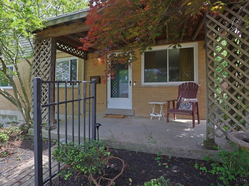 316 Glenroy Avenue, Cincinnati, OH 45233 Photo 3