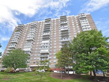 2444 Madison Road, Unit 1410, Cincinnati, OH 45208