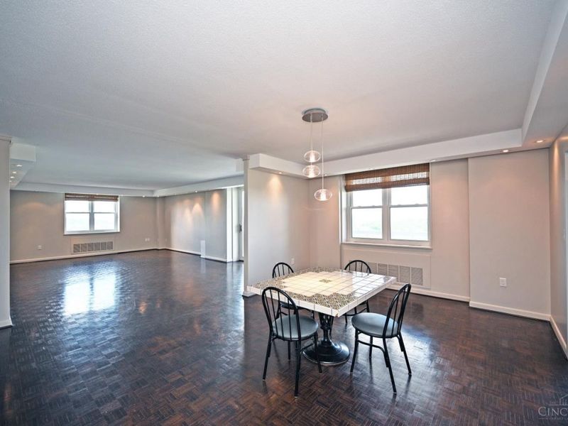 2444 Madison Road, Unit 1410, Cincinnati, OH 45208 Photo 16