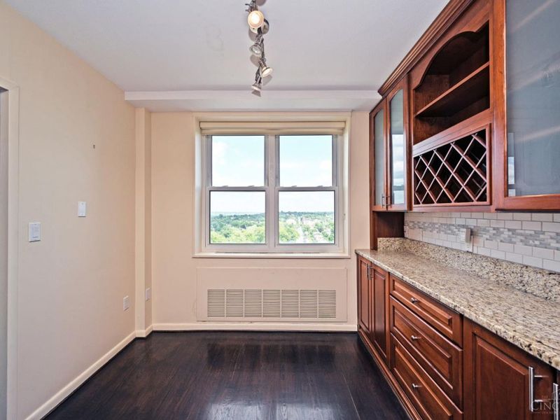 2444 Madison Road, Unit 1410, Cincinnati, OH 45208 Photo 26