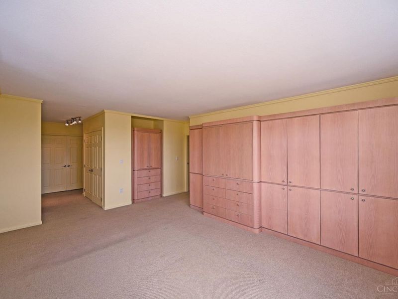 2444 Madison Road, Unit 1410, Cincinnati, OH 45208 Photo 29