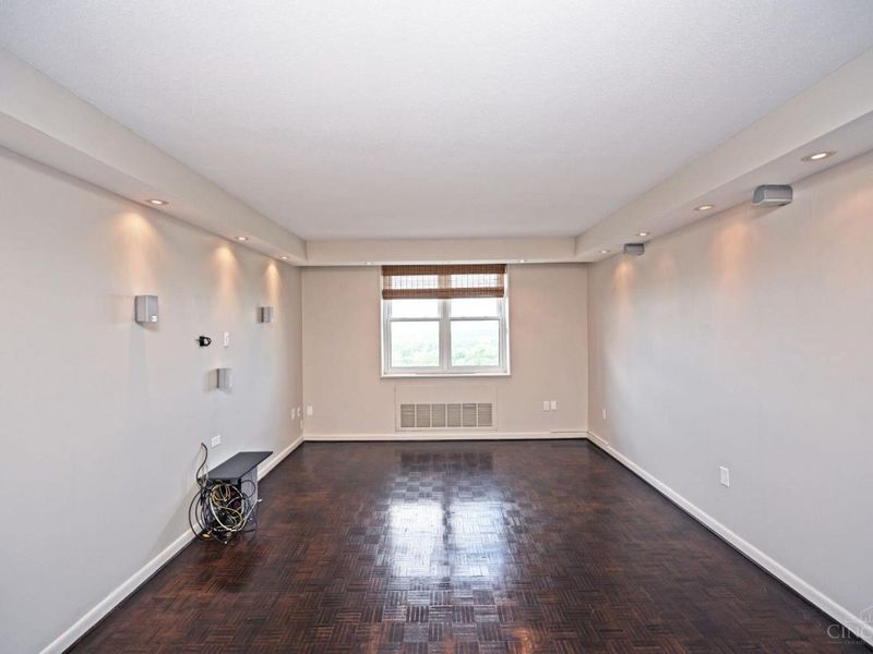 2444 Madison Road, Unit 1410, Cincinnati, OH 45208 Photo 42