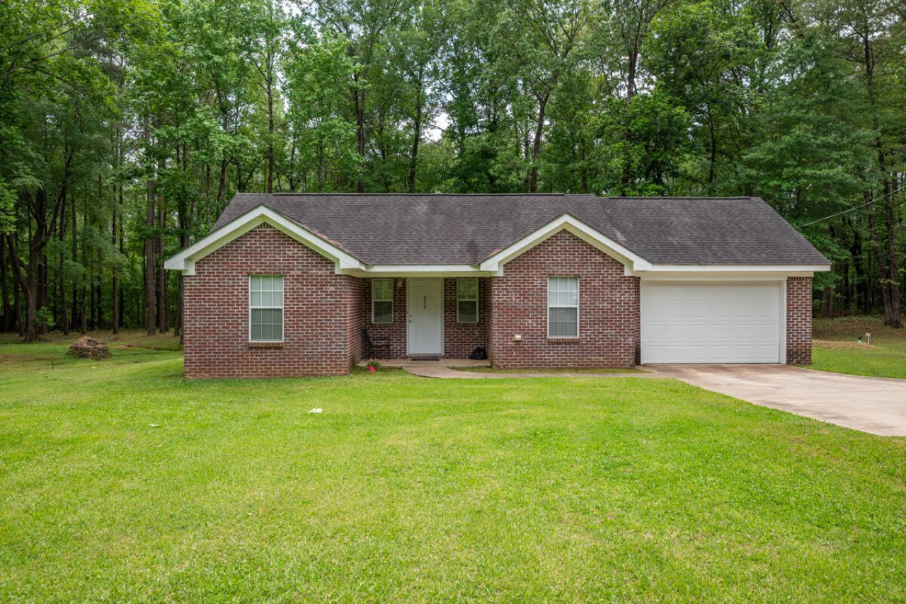 8436 Self Creek, Starkville, MS 39759 Main Photo