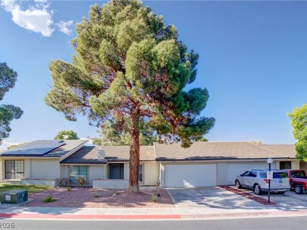 5620 Roseridge Avenue, Las Vegas, NV 89107