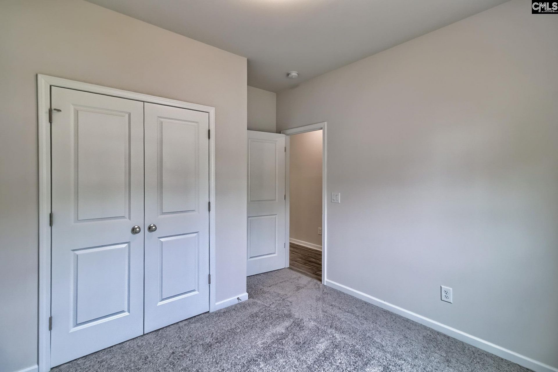 766 Samantha Street Photo 23