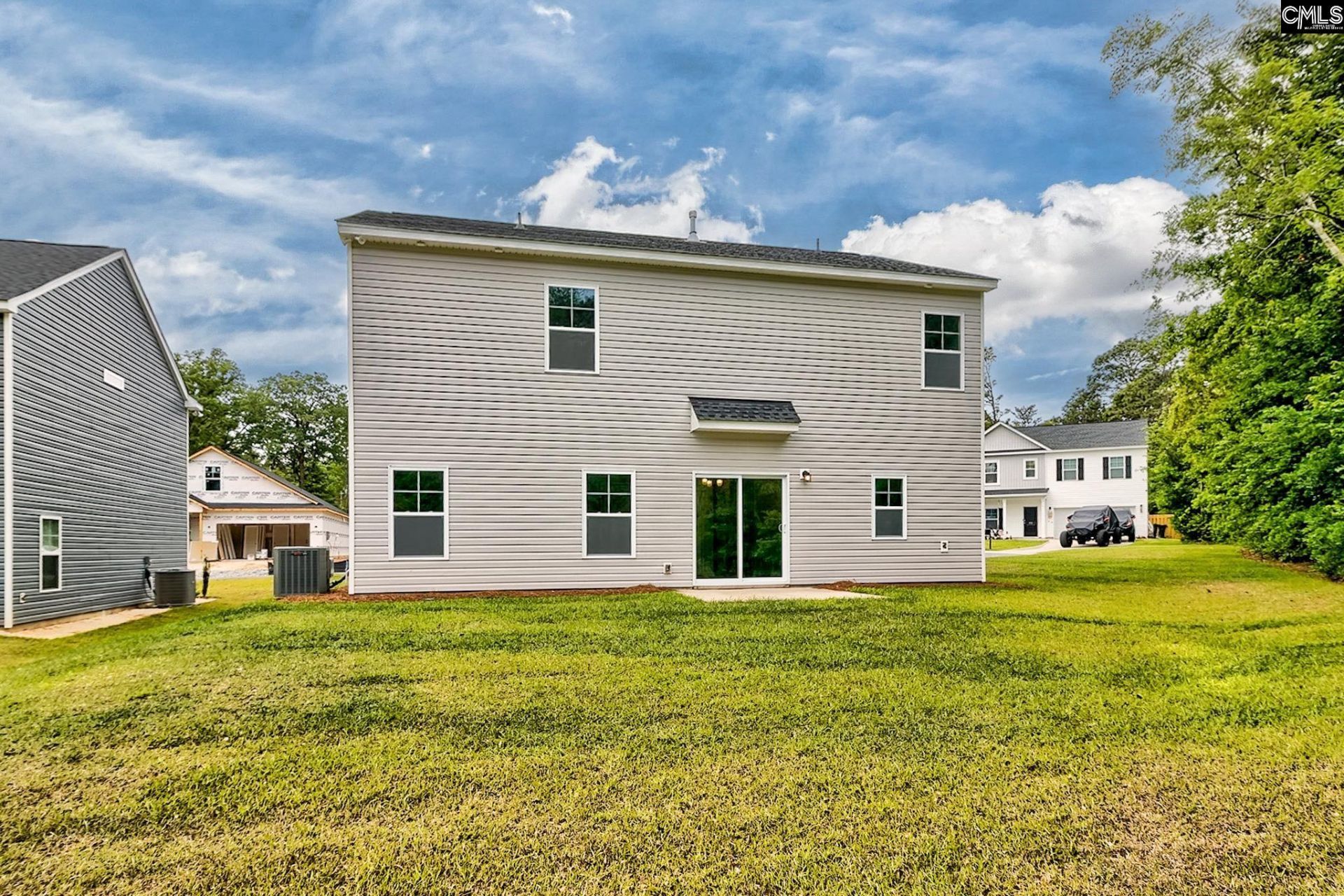 766 Samantha Street Photo 39