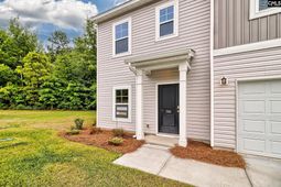 766 Samantha Street photo 4
