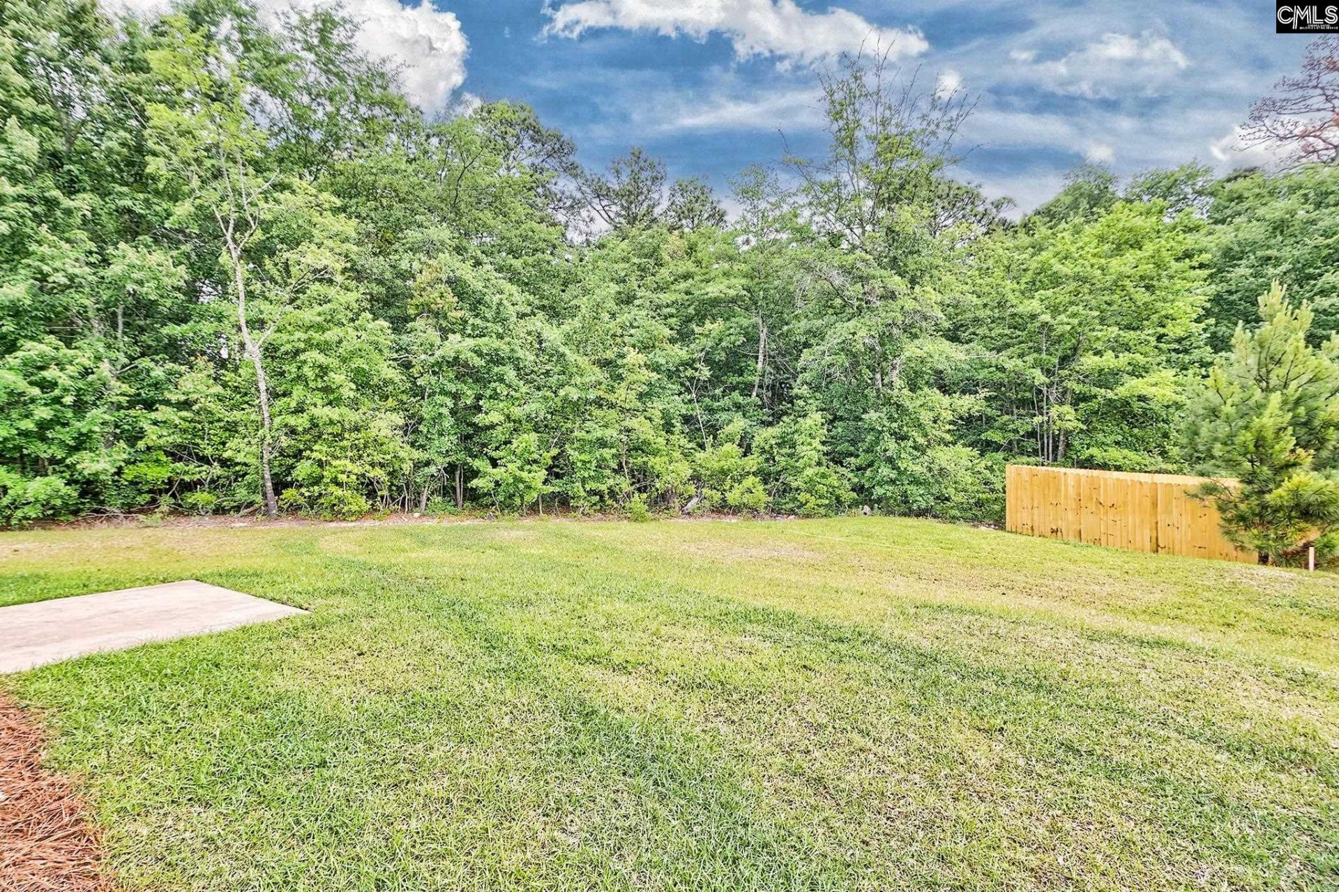 766 Samantha Street Photo 8