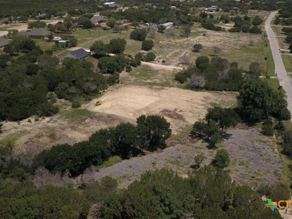 714 and 726 County Road 4126 , Lampasas, TX 76550