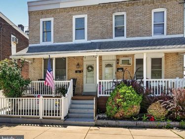 210 MARKET STREET, MARCUS HOOK, PA 19061