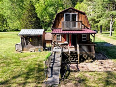 616 Dunbrack Cir , Covington, VA 24426