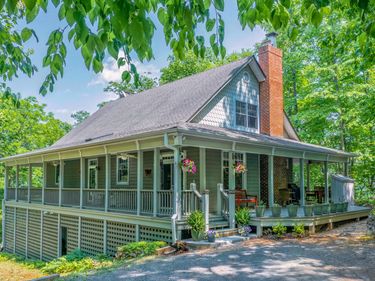 151 Stoneybrook Rd , Amherst, VA 24521