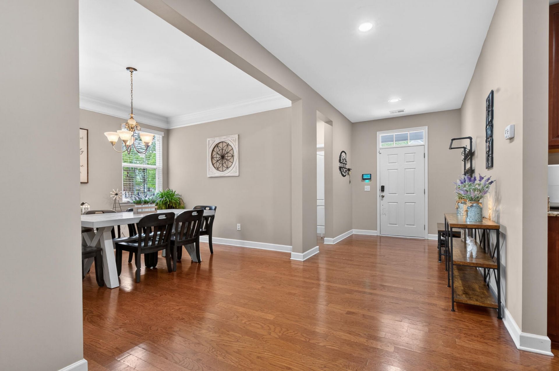 154 Red Leaf Boulevard Photo 17