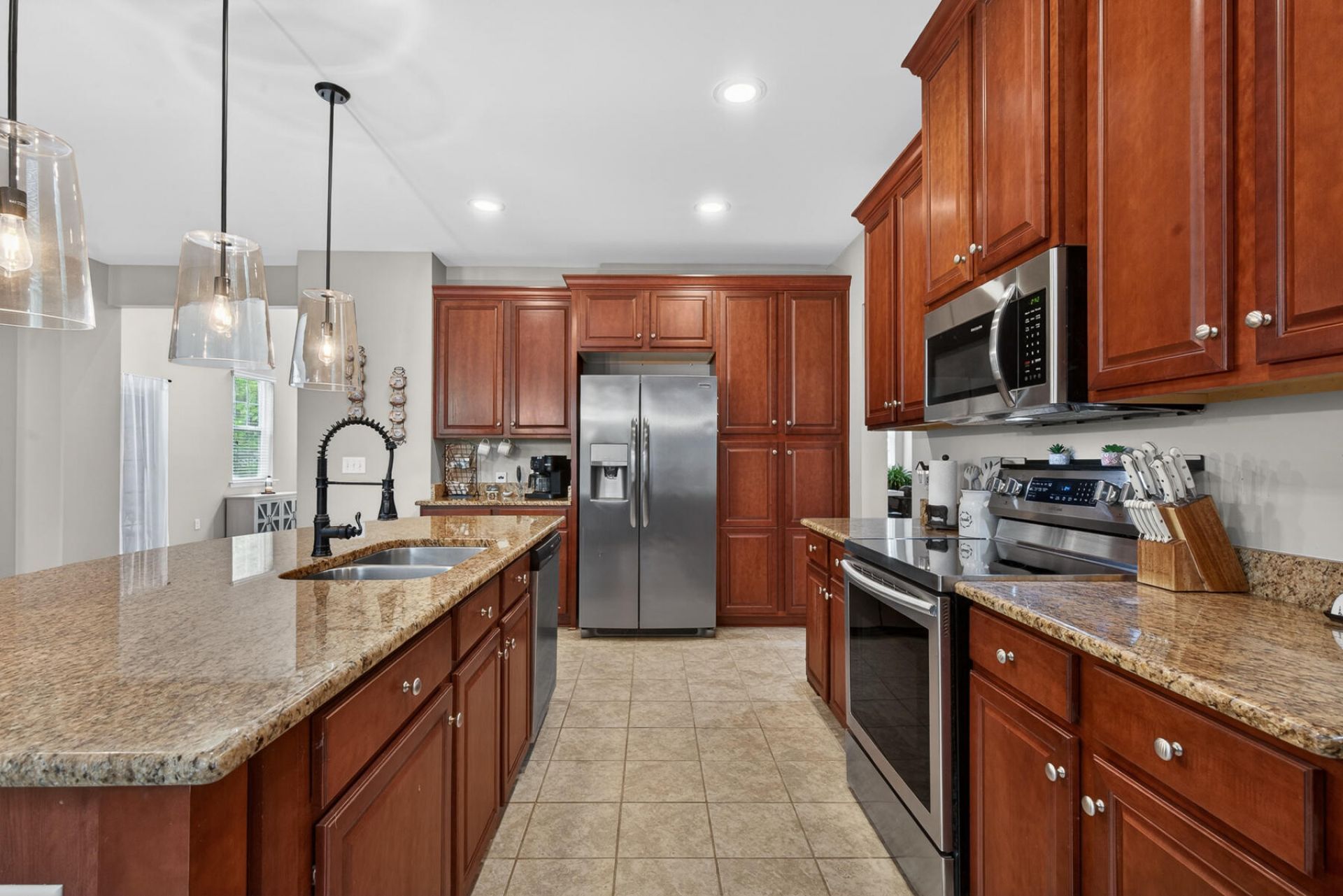 154 Red Leaf Boulevard Photo 32