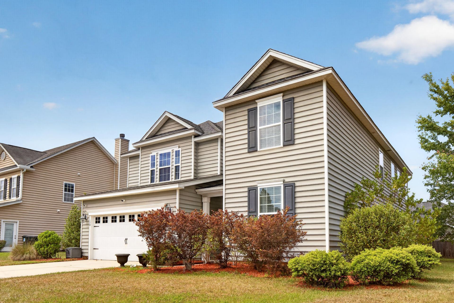 154 Red Leaf Boulevard Photo 4