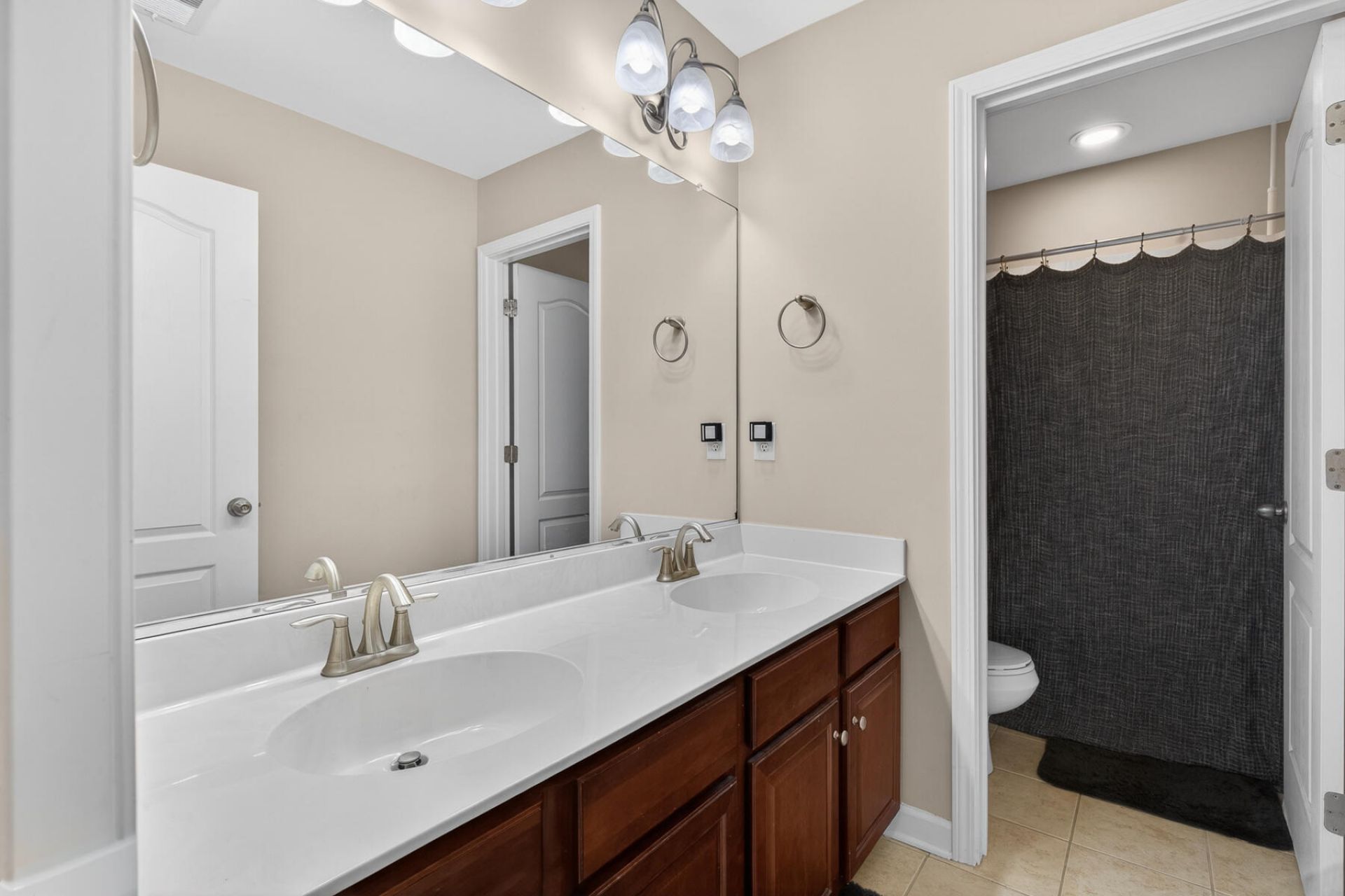 154 Red Leaf Boulevard Photo 47