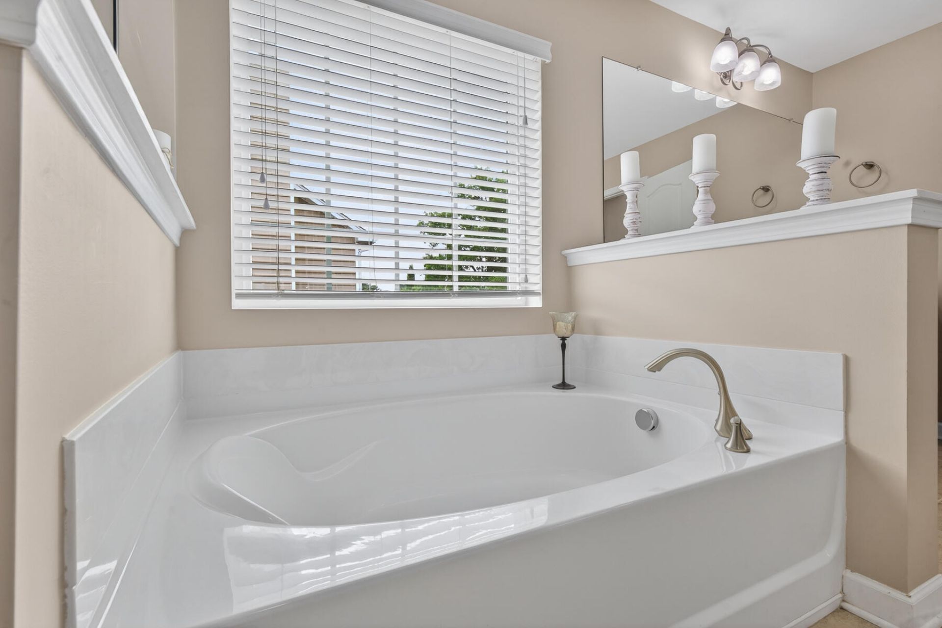 154 Red Leaf Boulevard Photo 57