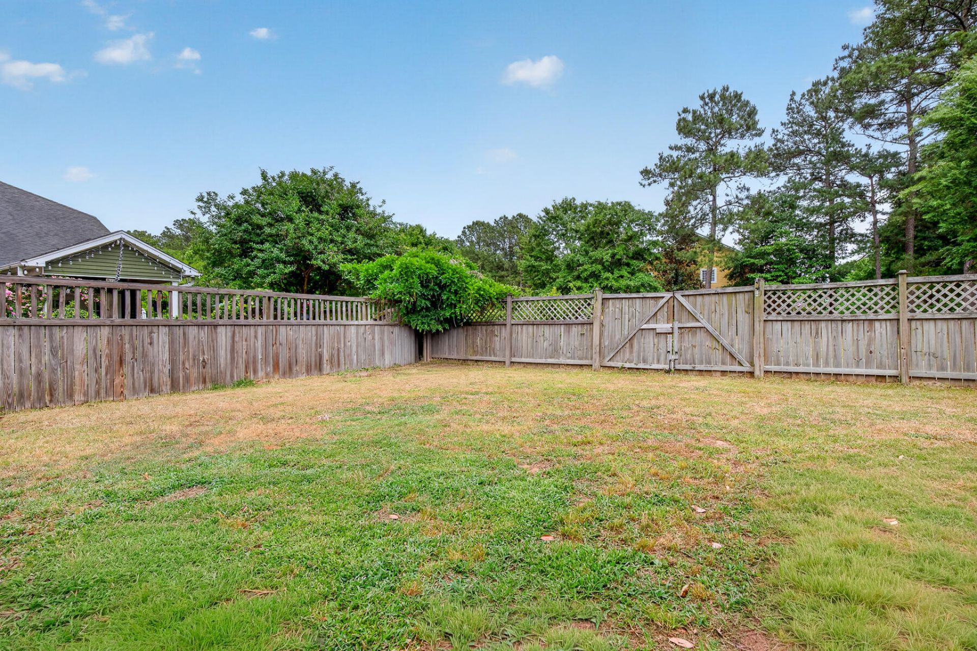 154 Red Leaf Boulevard Photo 65