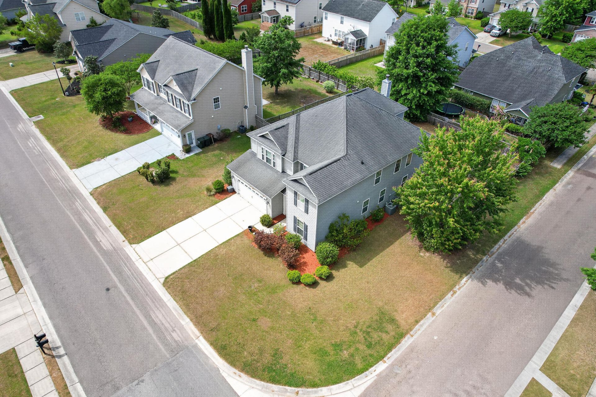 154 Red Leaf Boulevard Photo 69