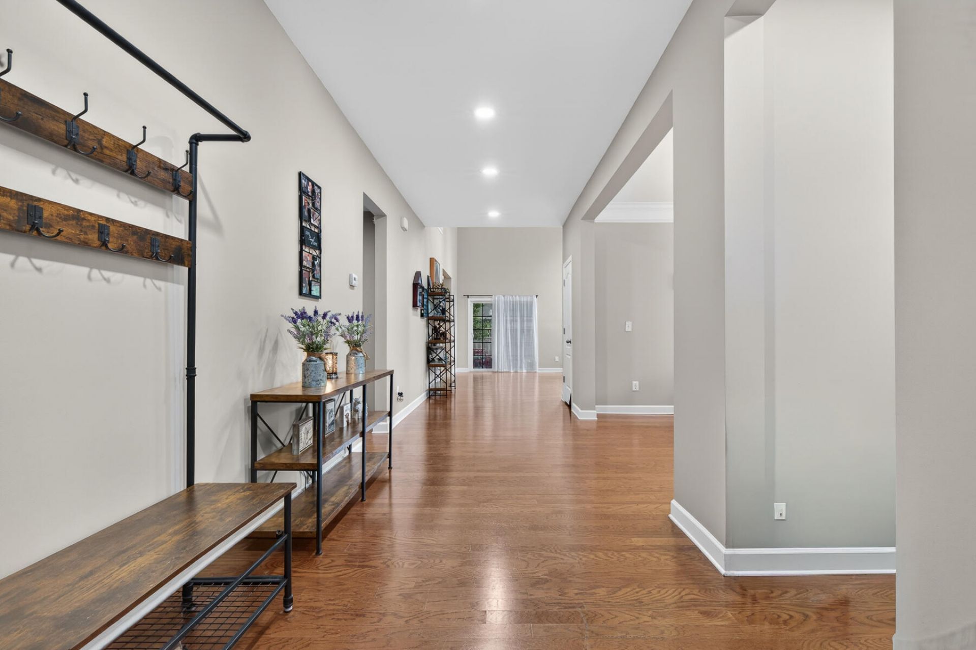 154 Red Leaf Boulevard Photo 7
