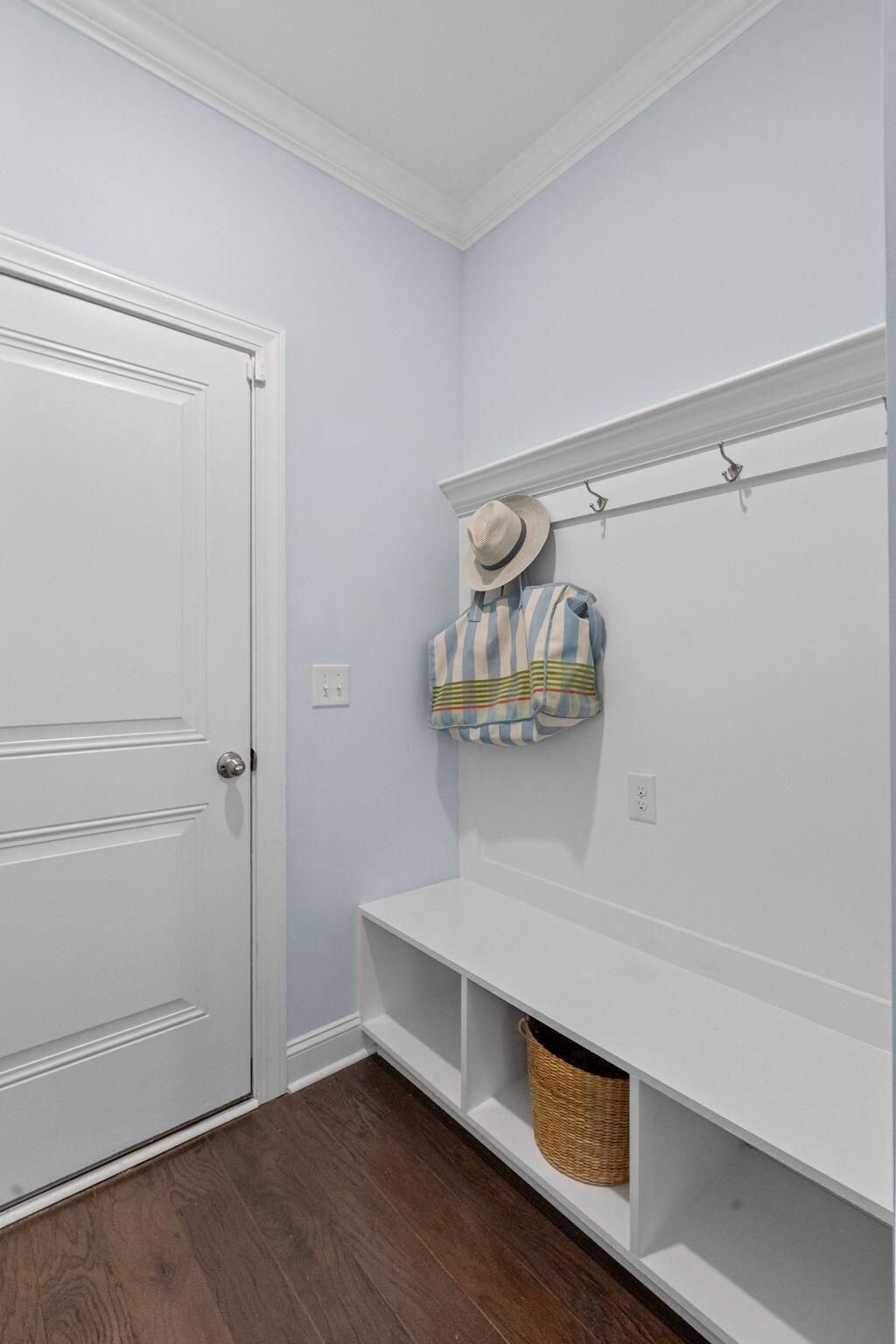 2049 Syreford Court Photo 20