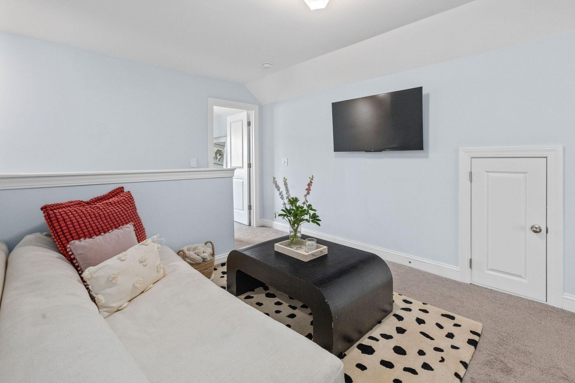 2049 Syreford Court Photo 38