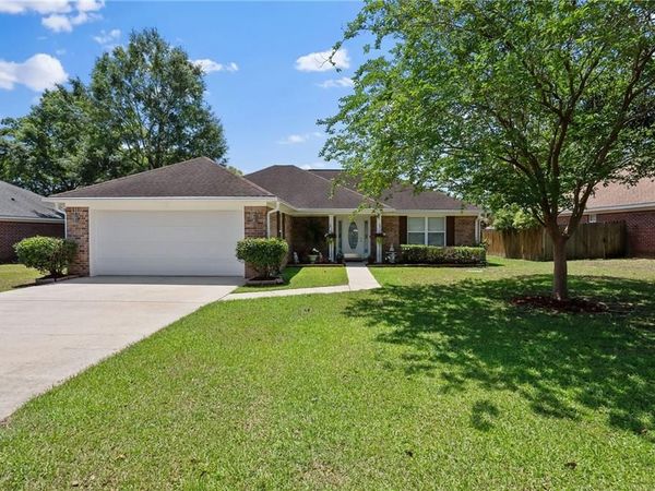 9641 Spring Meadow Drive N, Mobile, AL 36695