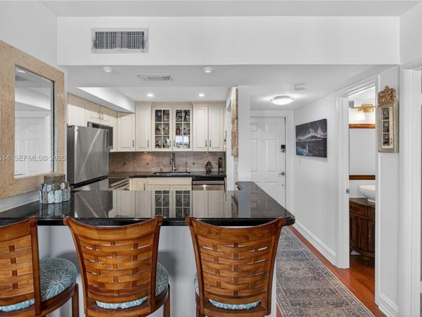 1839 Middle River Dr , Unit 501, Fort Lauderdale, FL 33305