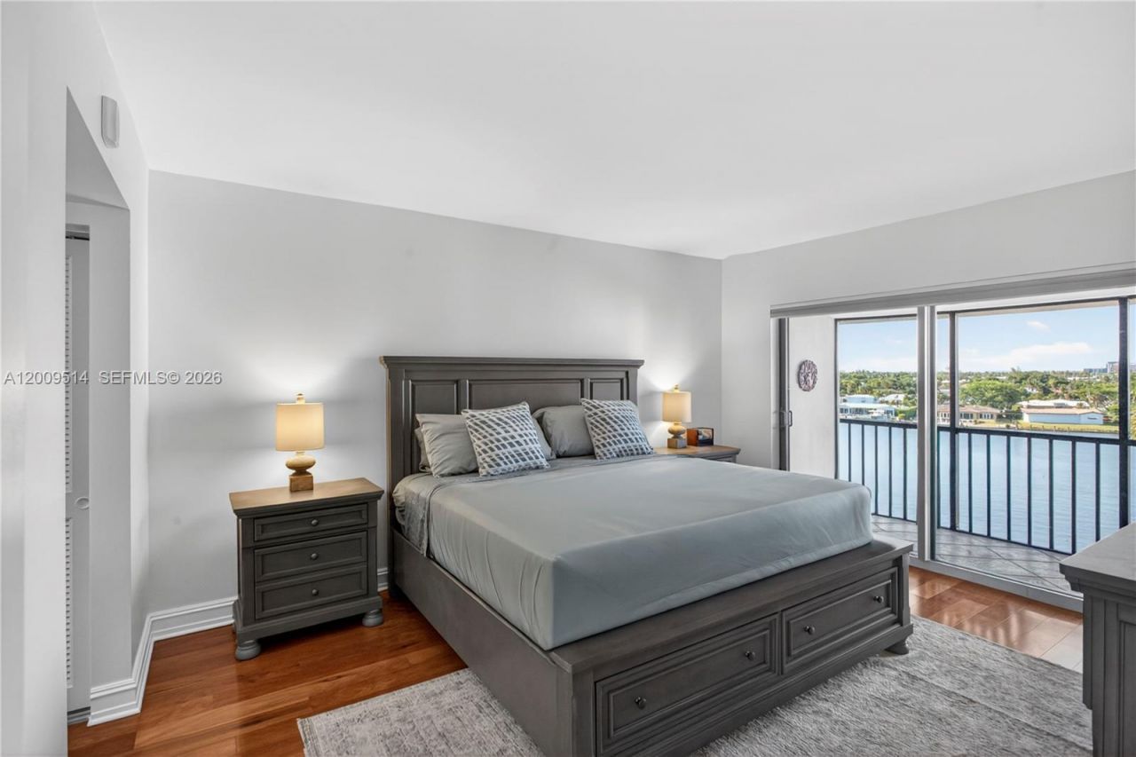 1839 Middle River Dr , Unit 501, Fort Lauderdale, FL 33305 Photo