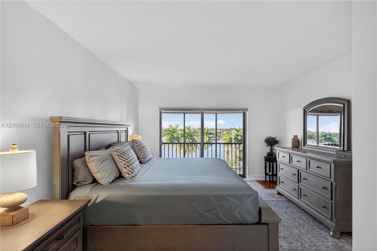 1839 Middle River Dr , Unit 501, Fort Lauderdale, FL 33305 Photo
