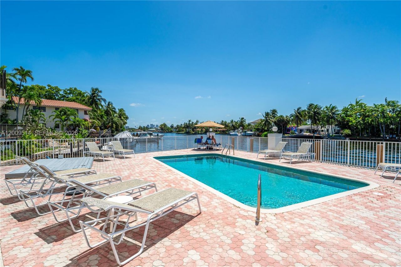 1839 Middle River Dr , Unit 501, Fort Lauderdale, FL 33305 Photo
