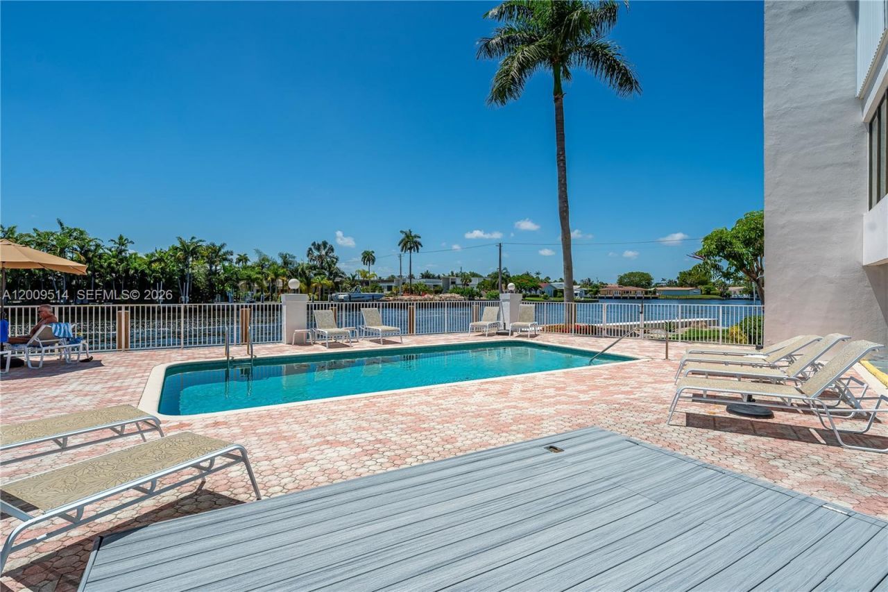 1839 Middle River Dr , Unit 501, Fort Lauderdale, FL 33305 Photo