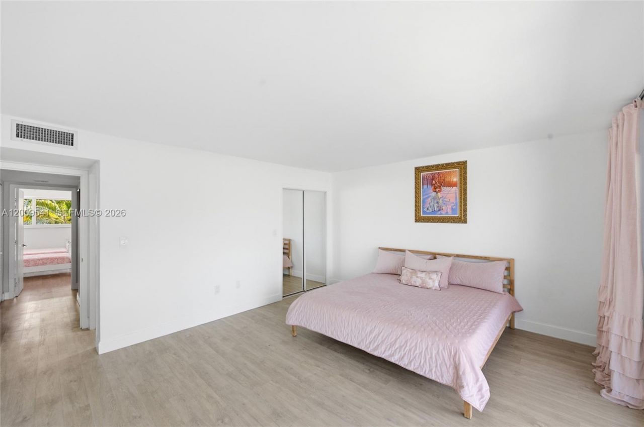 3819 170th St, Unit B-1, North Miami Beach, FL 33160 Photo