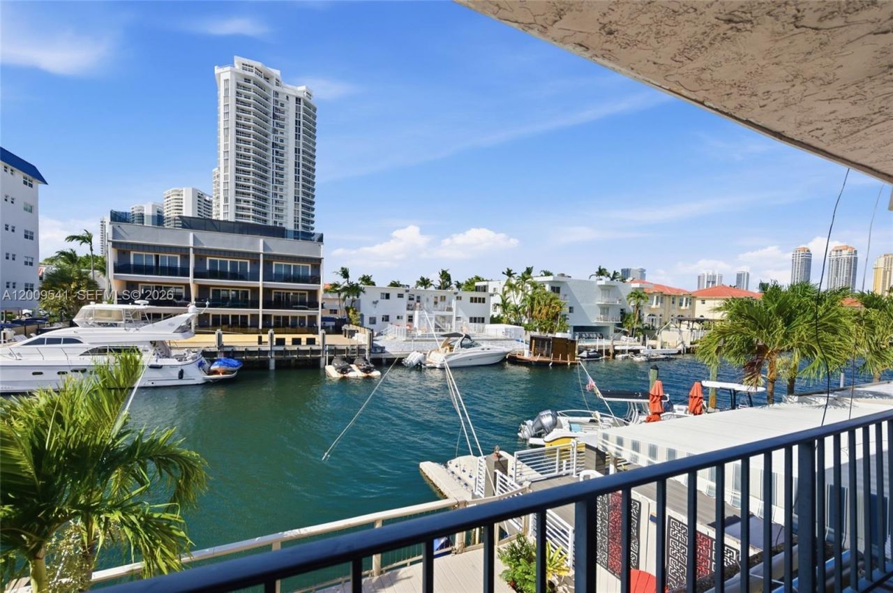 3819 170th St, Unit B-1, North Miami Beach, FL 33160 Photo